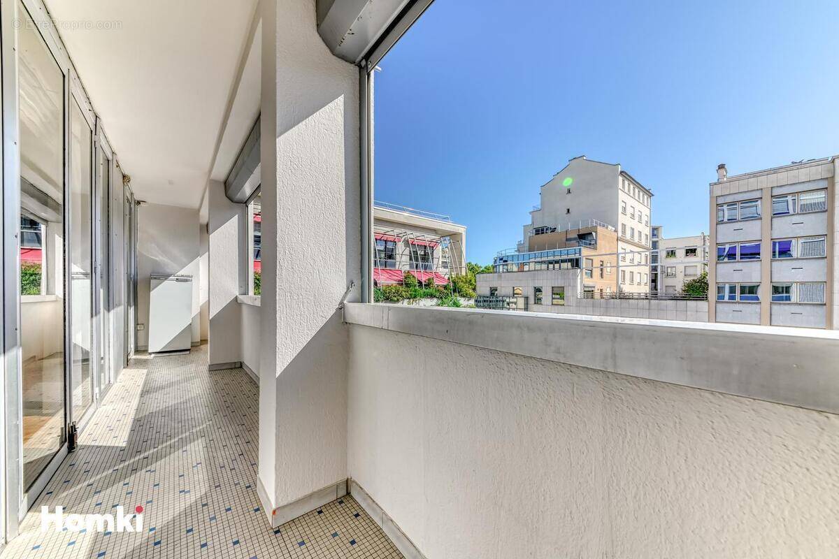 Appartement à LYON-6E