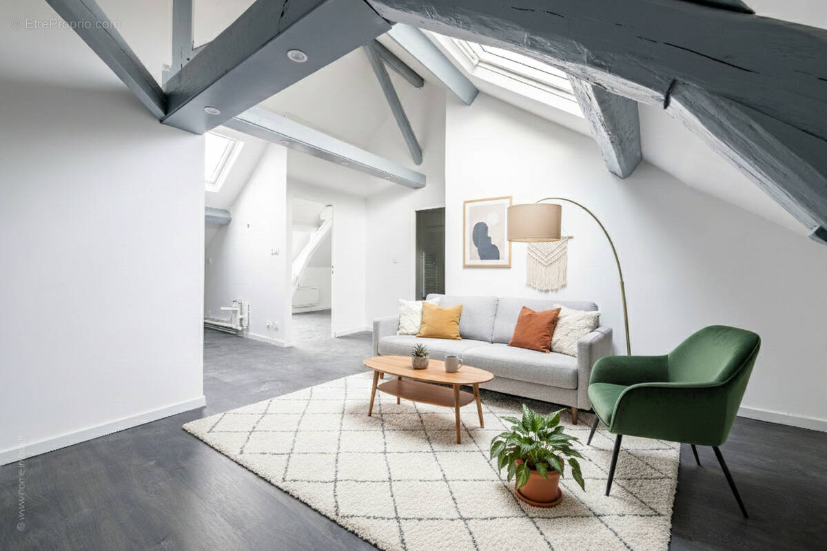 Appartement à GRISY-SUISNES