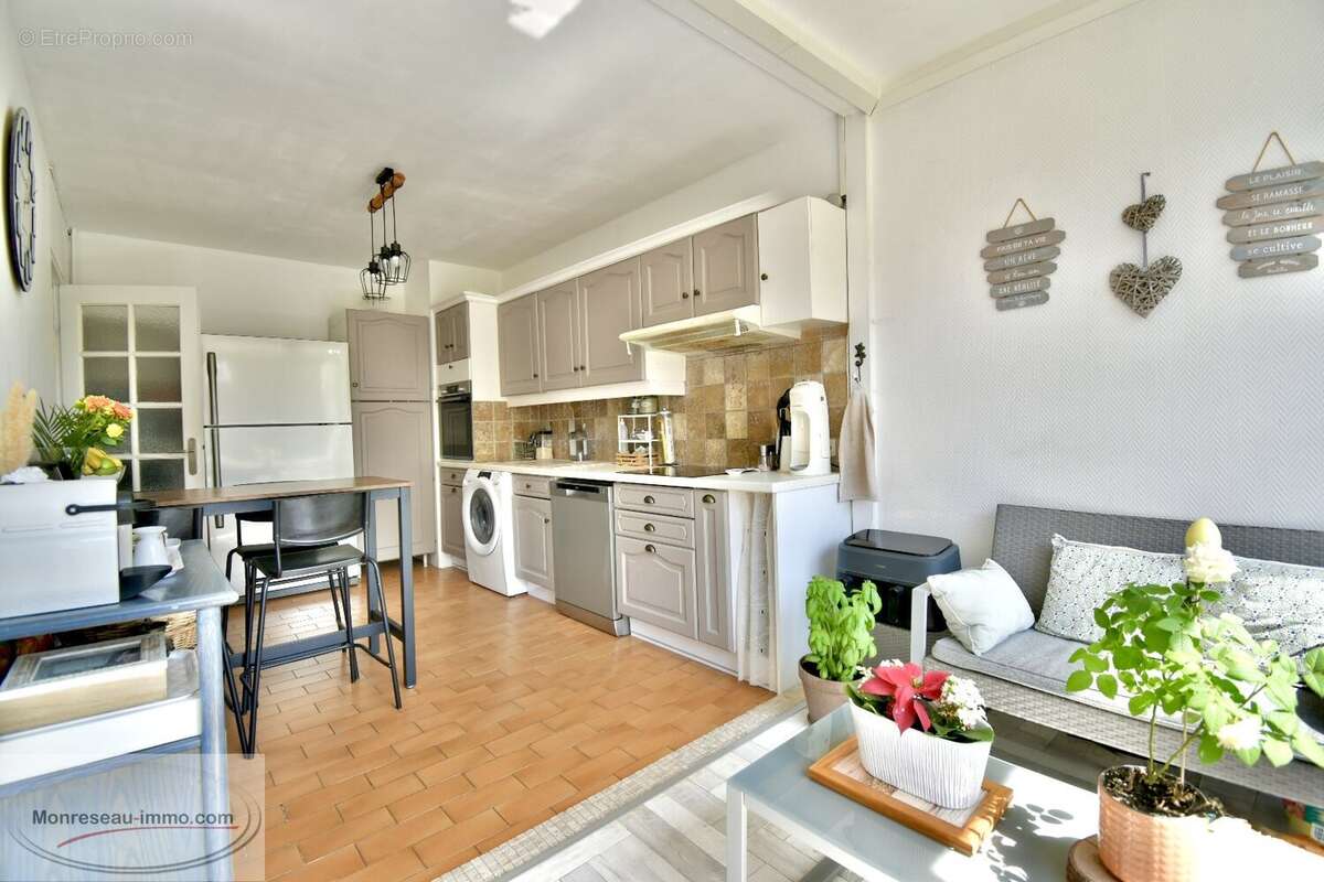 Appartement à LE CANNET