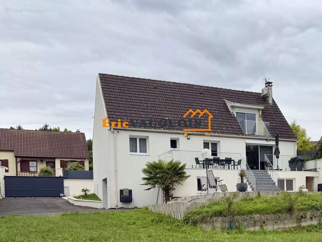 Maison à COULOMMIERS