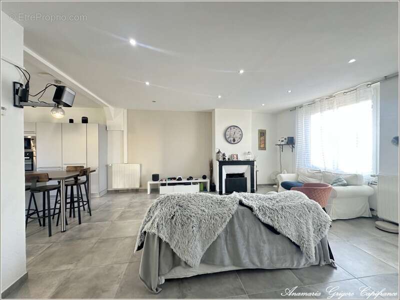 Maison à COURVILLE-SUR-EURE