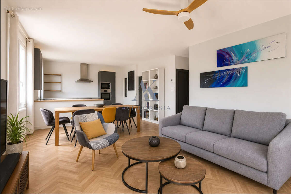 Saint-Genis-Laval   Appartement T3 73 m2 rénové avec balcon et parking - photo 6