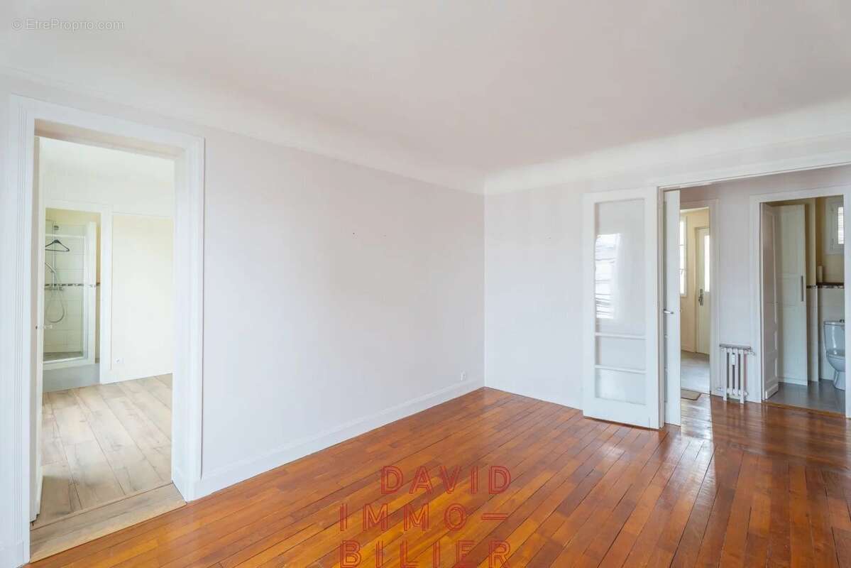 Appartement à PARIS-15E