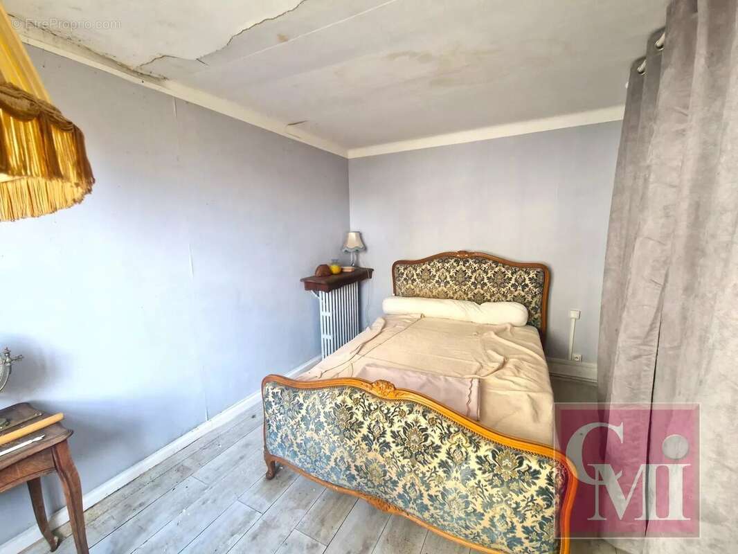 Maison à BREUX-JOUY