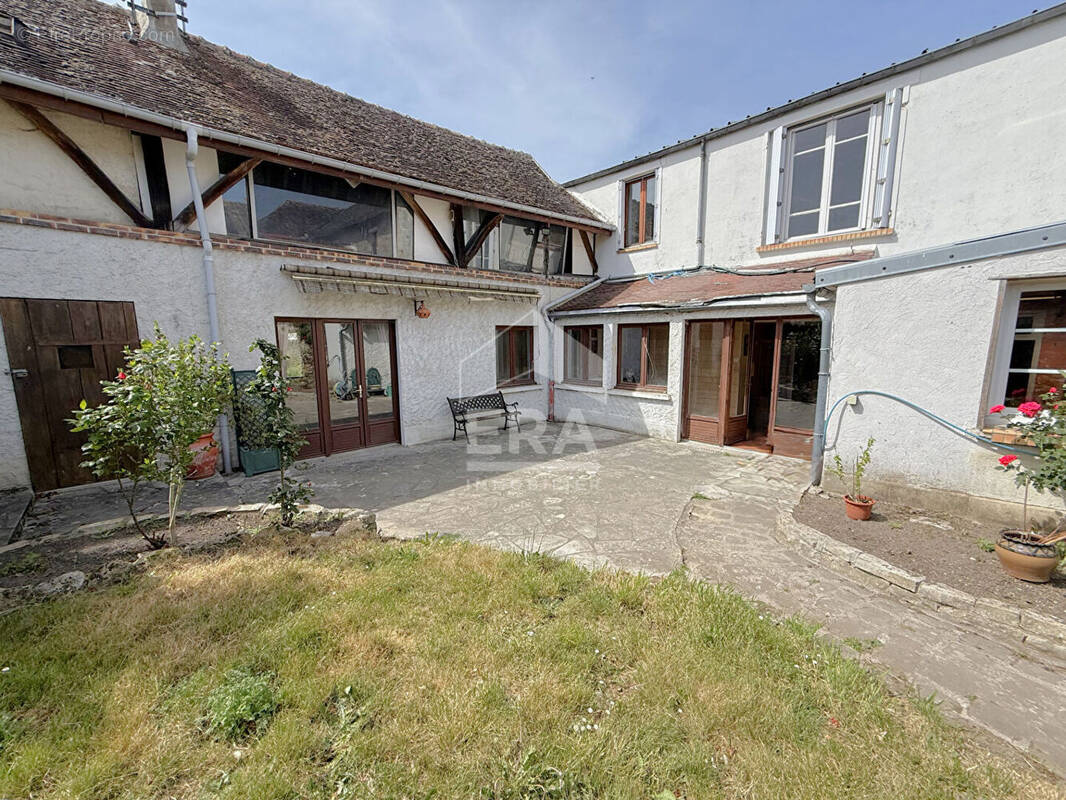 Maison à MORMANT