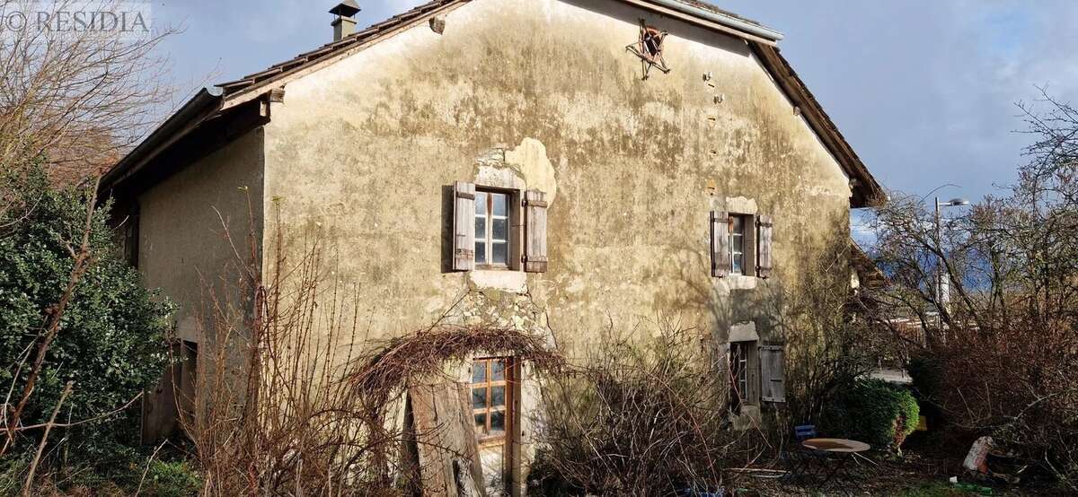 Maison à VOVRAY-EN-BORNES