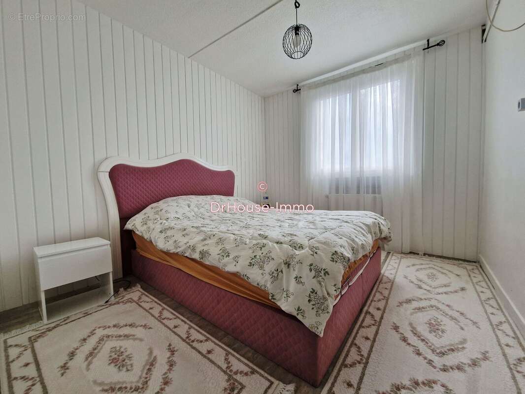 Appartement à ROMANS-SUR-ISERE