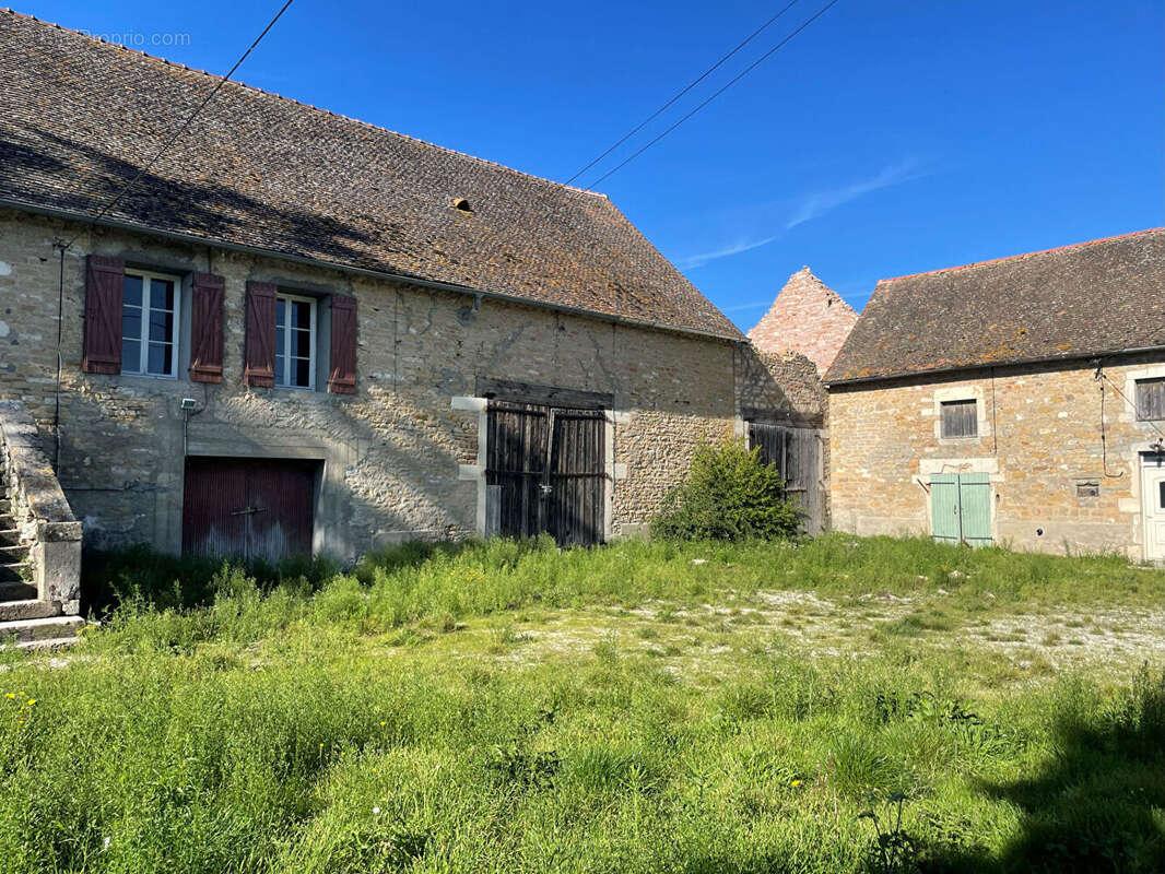 Maison à BUXY