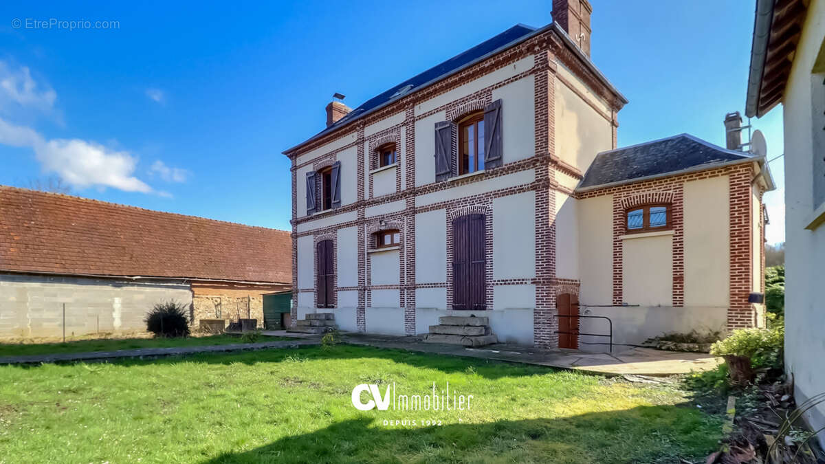 Maison à INCARVILLE