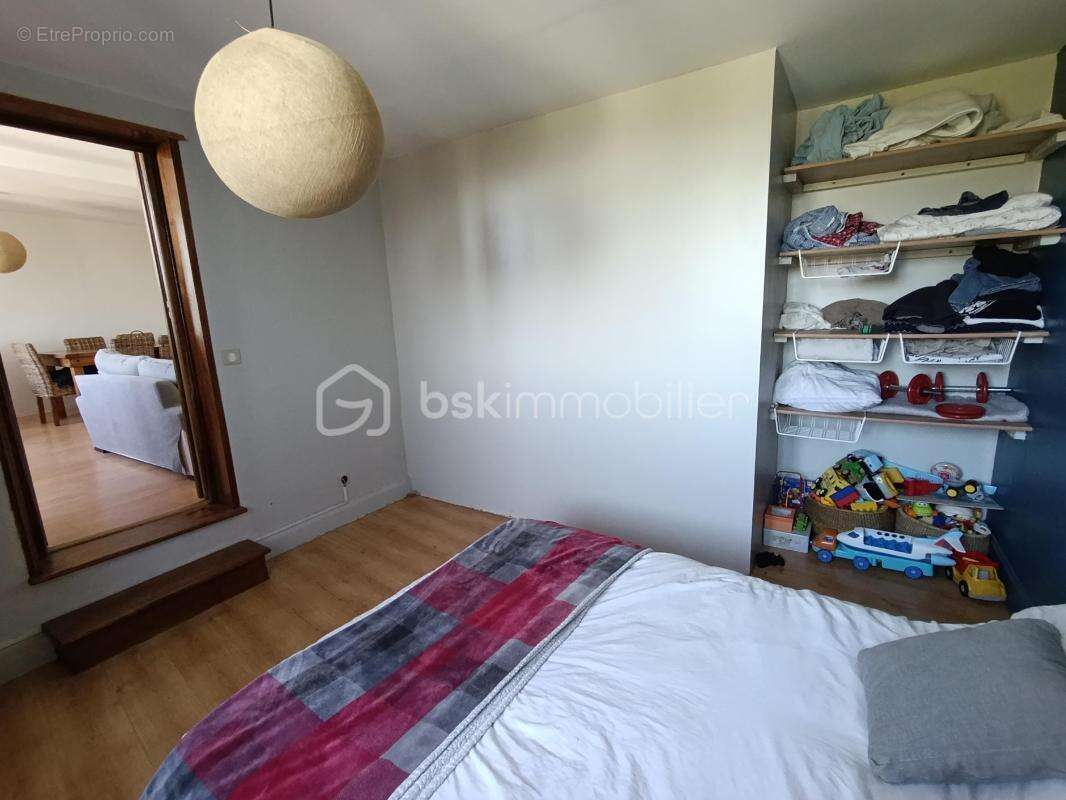 Appartement à LA MURETTE