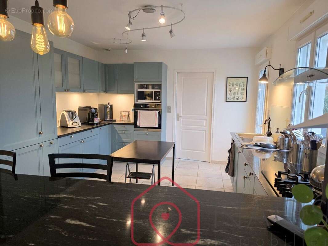 Maison à SAINT-MARTIN-D&#039;ABBAT