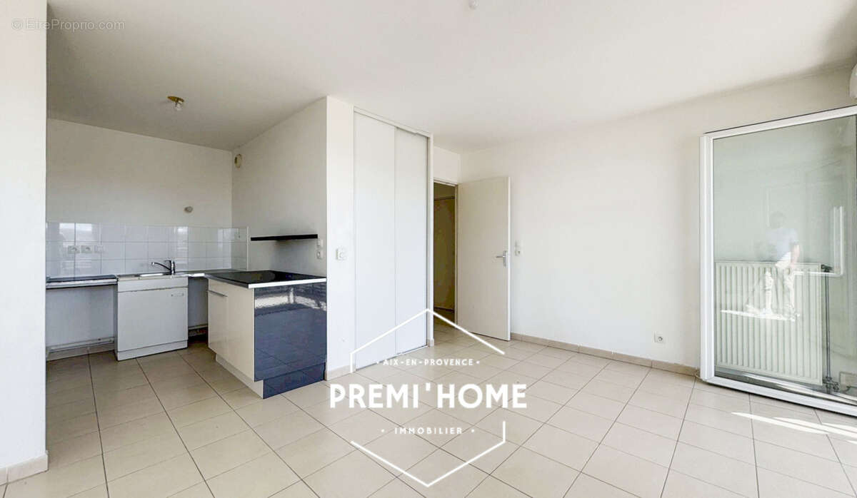 Appartement à MARSEILLE-2E