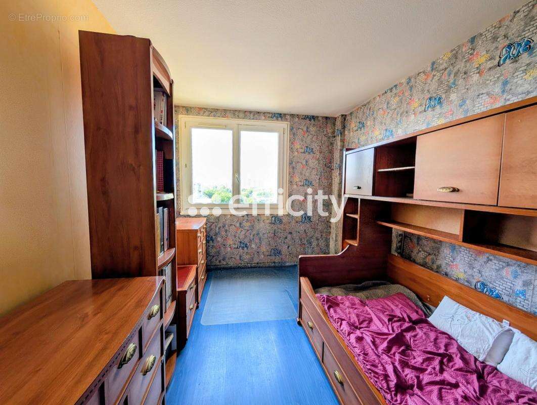 Appartement à ENGHIEN-LES-BAINS