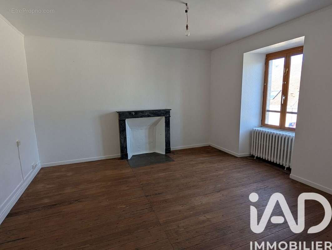 Maison 168 m² à Sainte-Sabine-Sur-Longeve  - photo 8