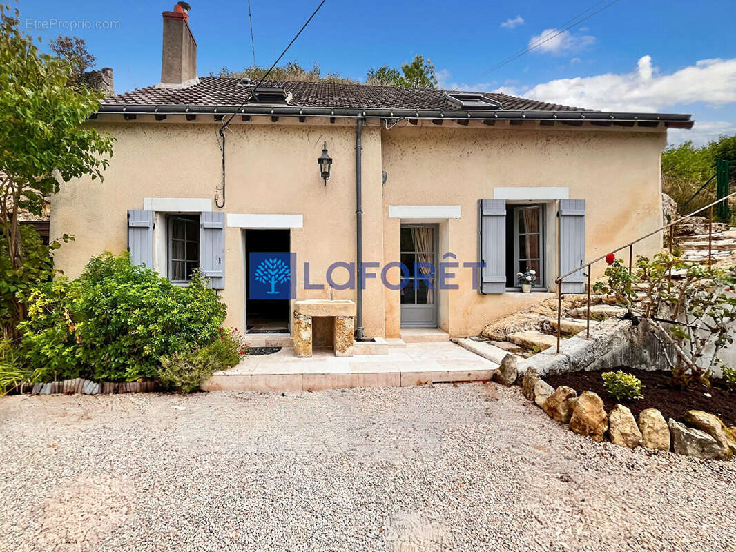 Maison à AZAY-LE-RIDEAU