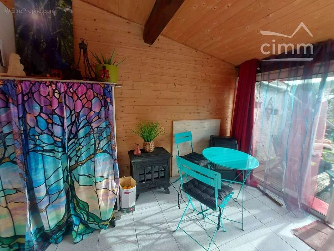 Maison à ANTUGNAC