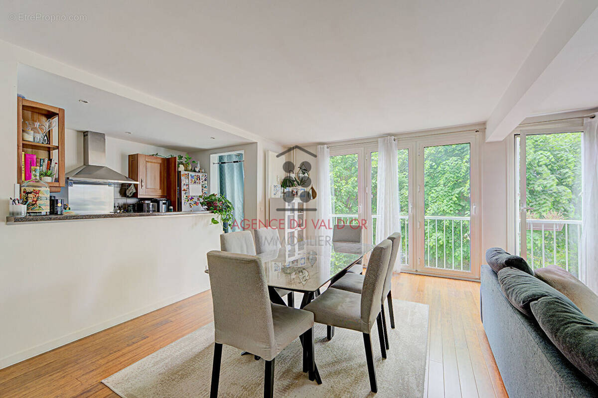 Appartement à RUEIL-MALMAISON