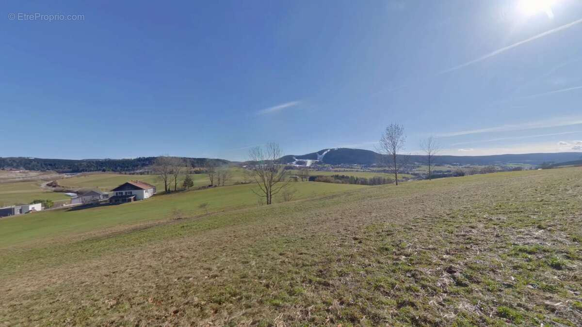 Terrain à TOUILLON-ET-LOUTELET