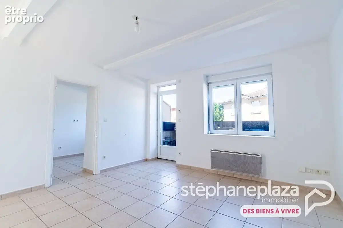 Maison de village avec 220 m² de dépendances  Fort potentiel - photo 8