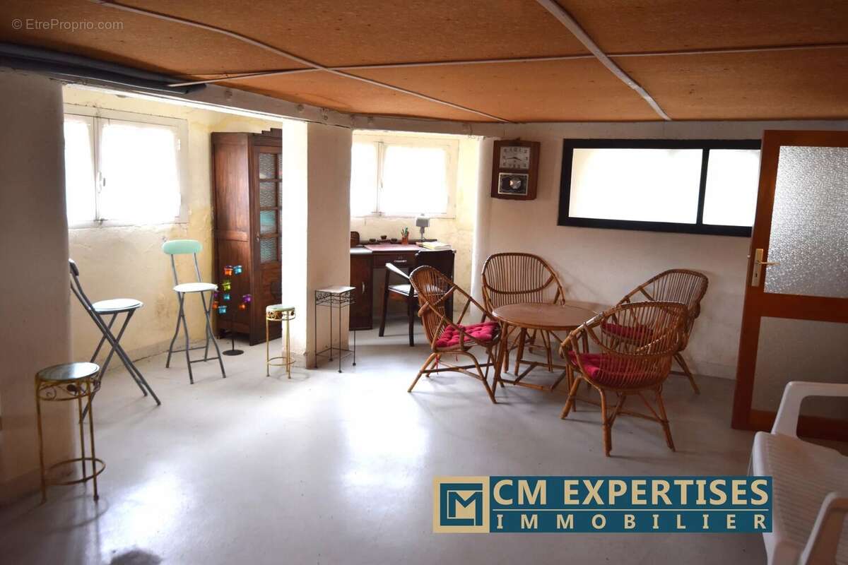 Maison à SAINT-ASTIER