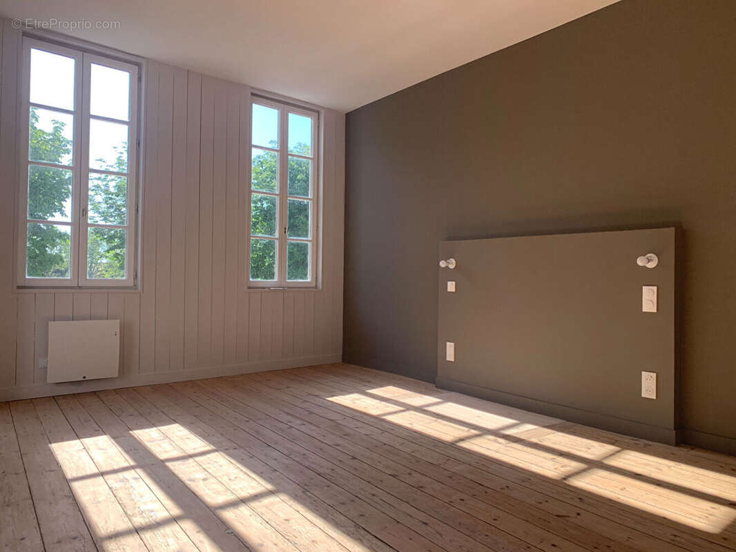 Commerce à SAINT-MARTIN-DE-RE