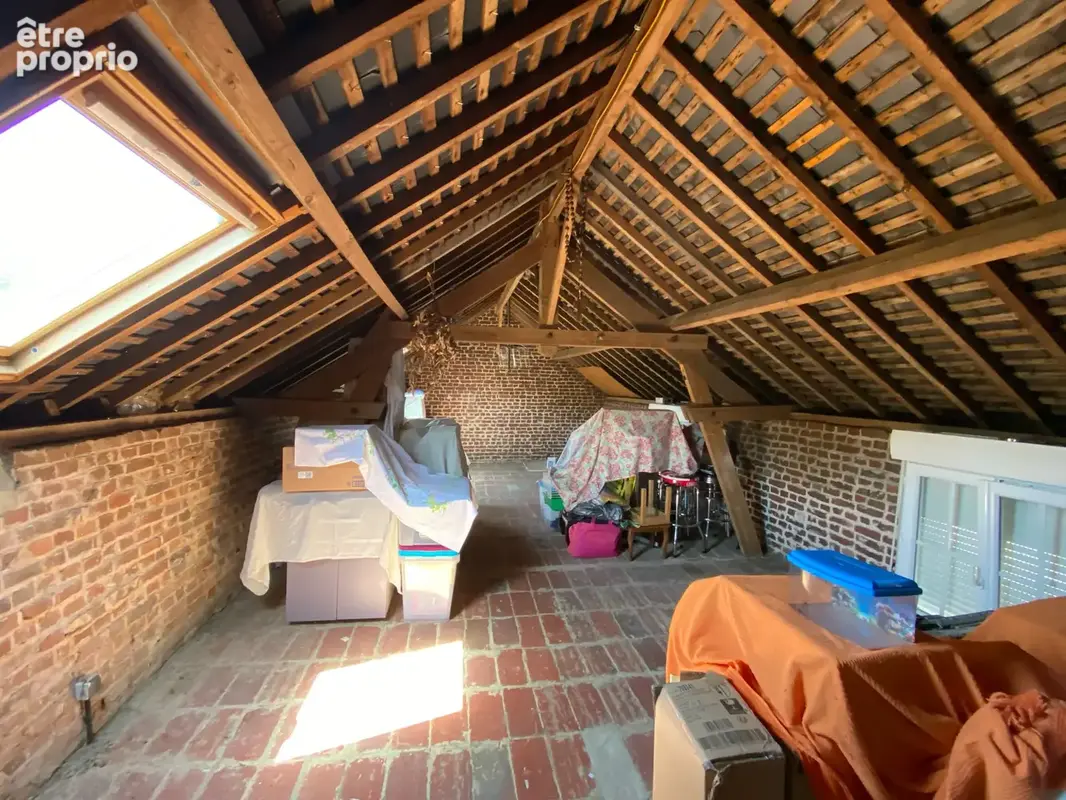 Propriete avec 2 maisons, grange et terrain - photo 16