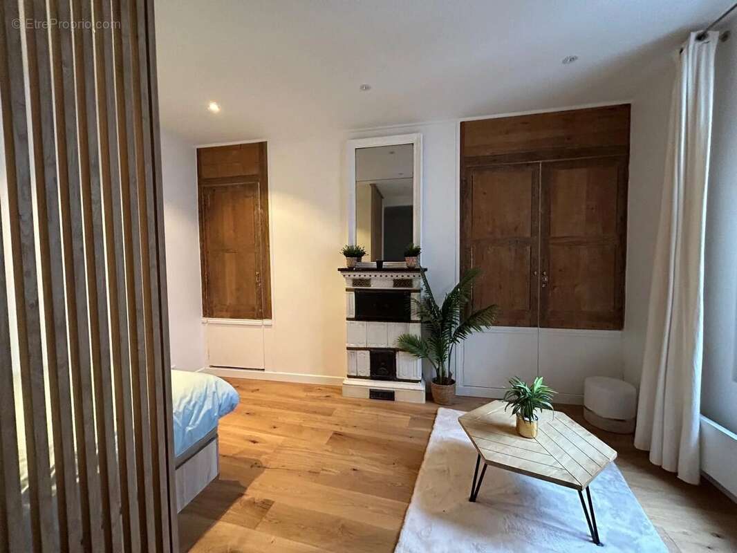 Appartement à PARIS-2E