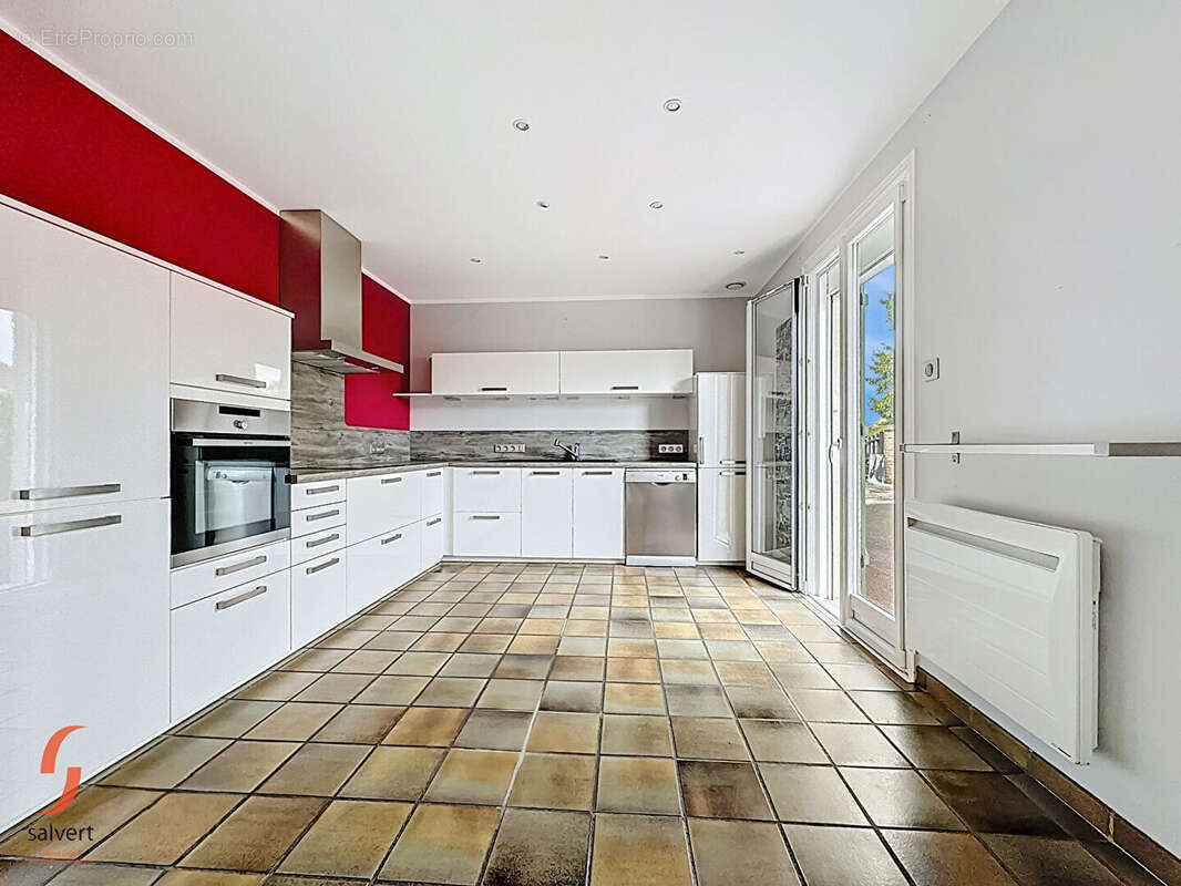 Maison à SAINT-VICTOR