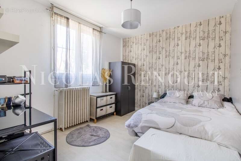 Loft spacieux, proche du centre-ville - photo 7