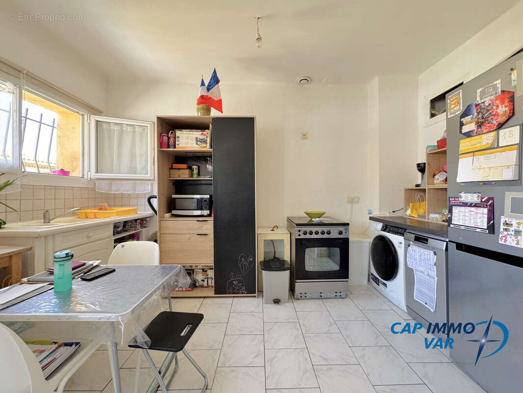 Appartement à LE BEAUSSET