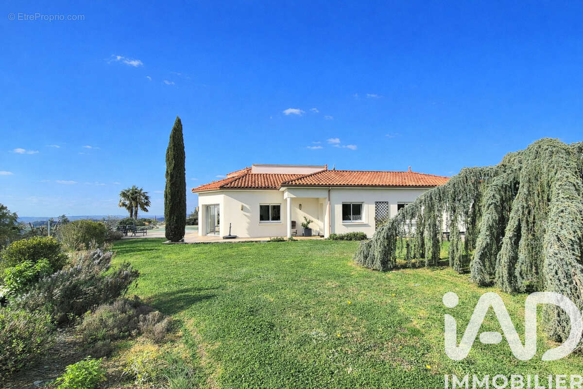 Photo 2 - Maison à COSNAC