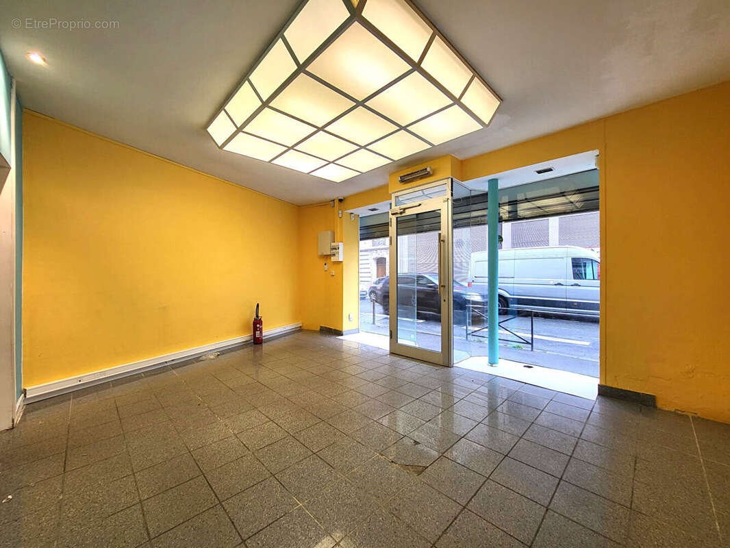 Commerce à PARIS-15E