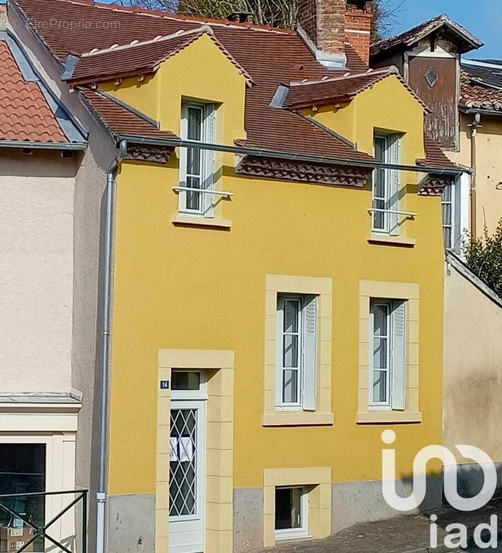 Photo 1 - Maison à MAGNAC-LAVAL