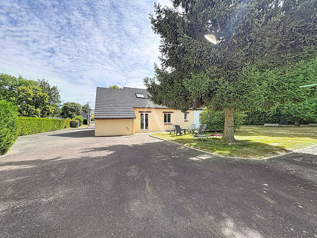Maison Le Bignon Du Maine 7 pièce(s) 109 m2 - photo 14