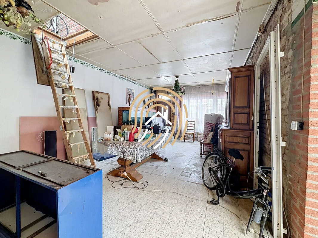 Maison à SIN-LE-NOBLE