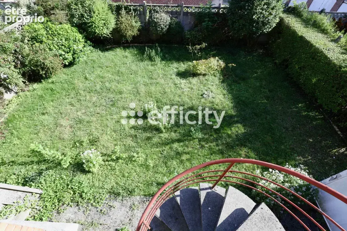Maison 10 pièces 228 m² à vendre à La Madeleine (59110) - photo 8