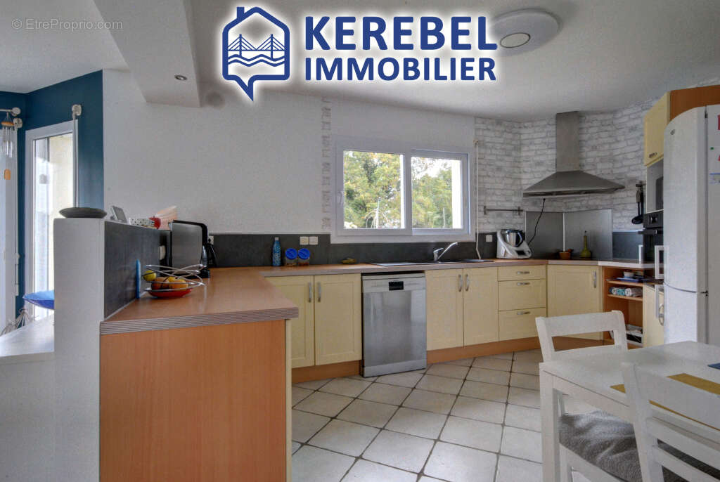 Maison à LOGONNA-DAOULAS