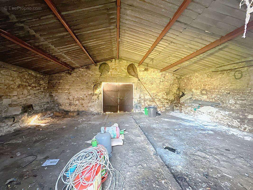 Maison à PORT-DES-BARQUES