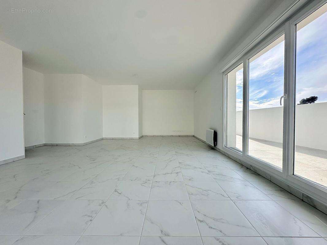 Appartement à MARSEILLE-13E