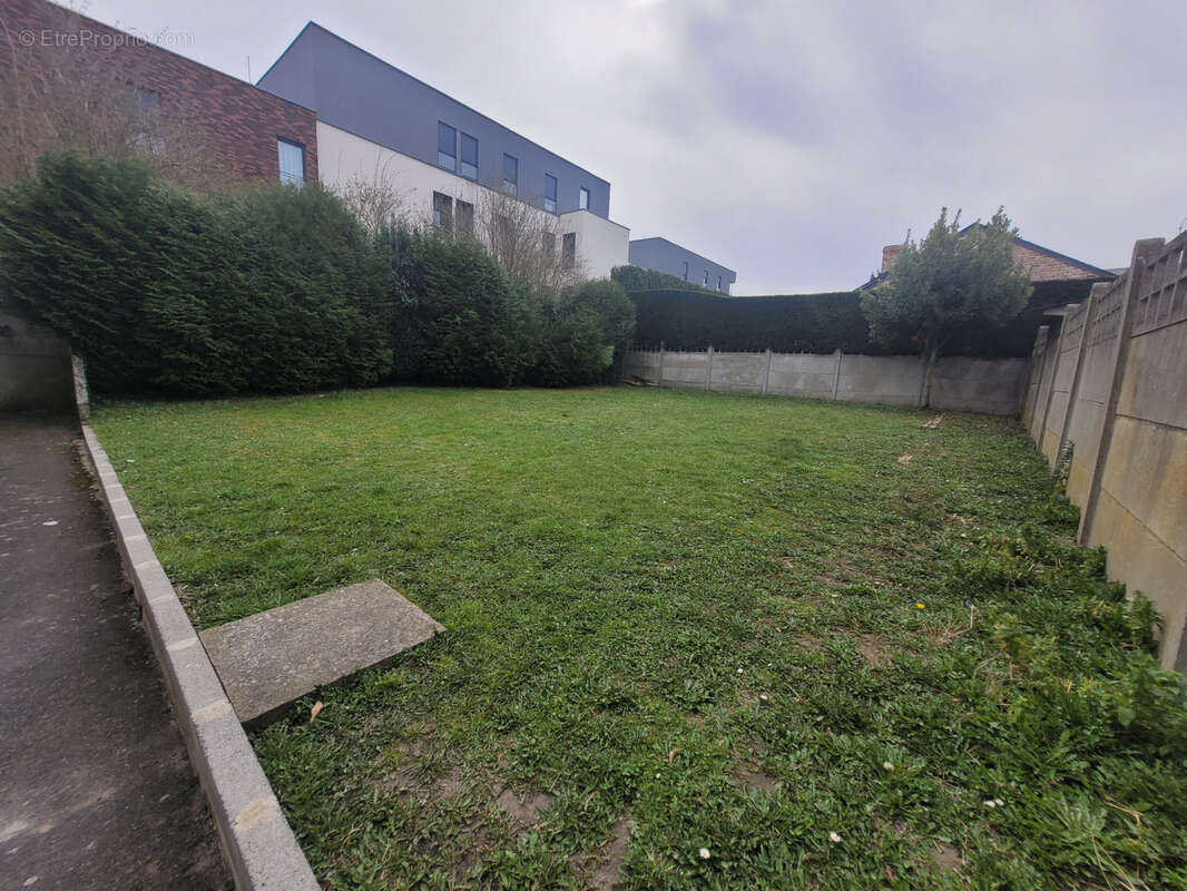 Appartement à LOOS-EN-GOHELLE