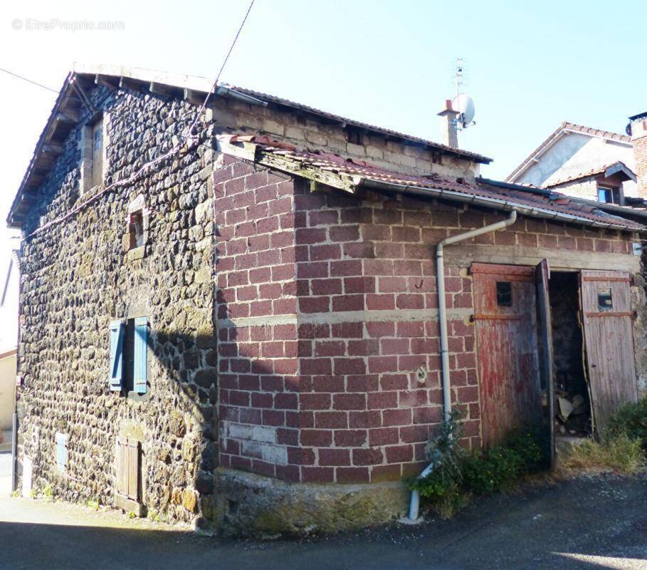Maison à COSTAROS