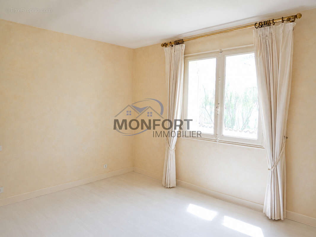 Maison familiale avec jardin   Marmande, quartier résidentiel - photo 6