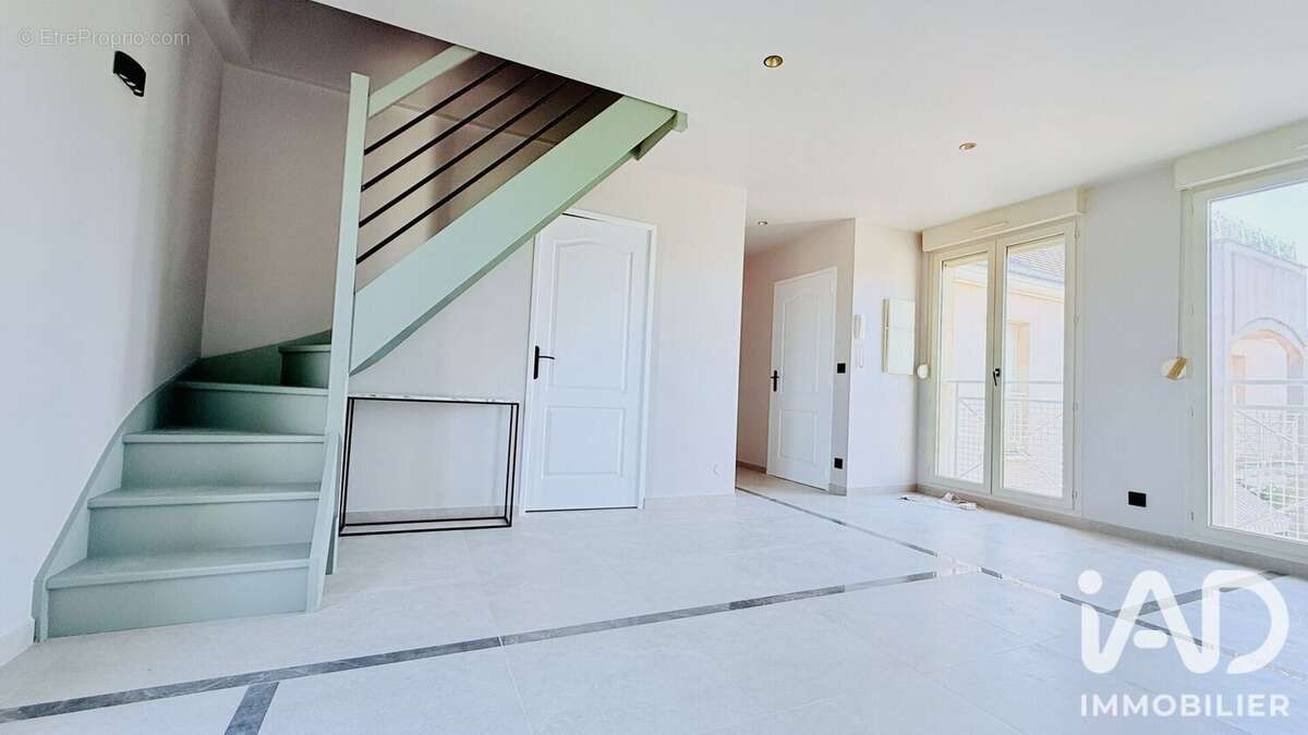 Appartement 62 m² à Saint-Fargeau-Ponthierry  - photo 2