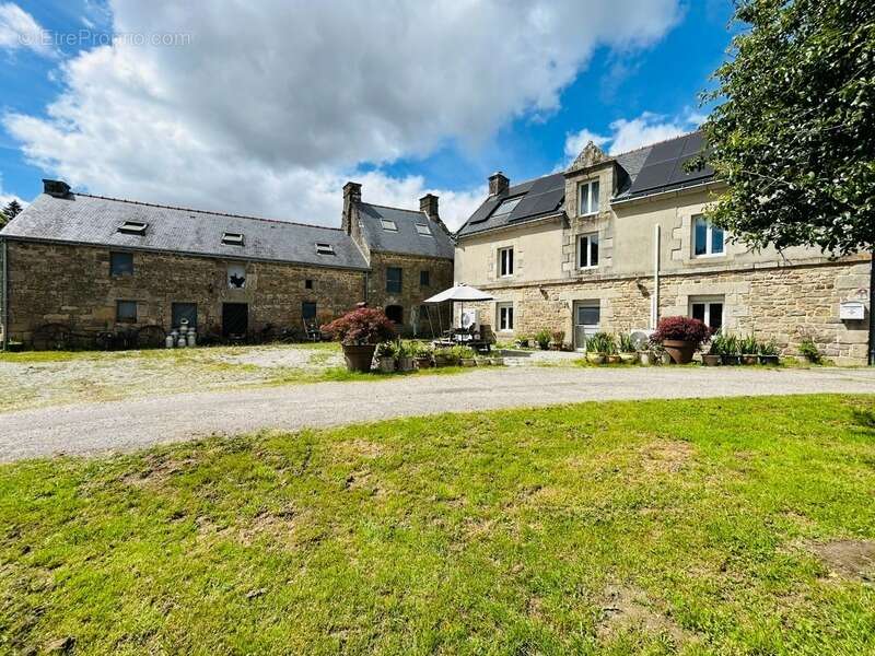 Maison à GUERN