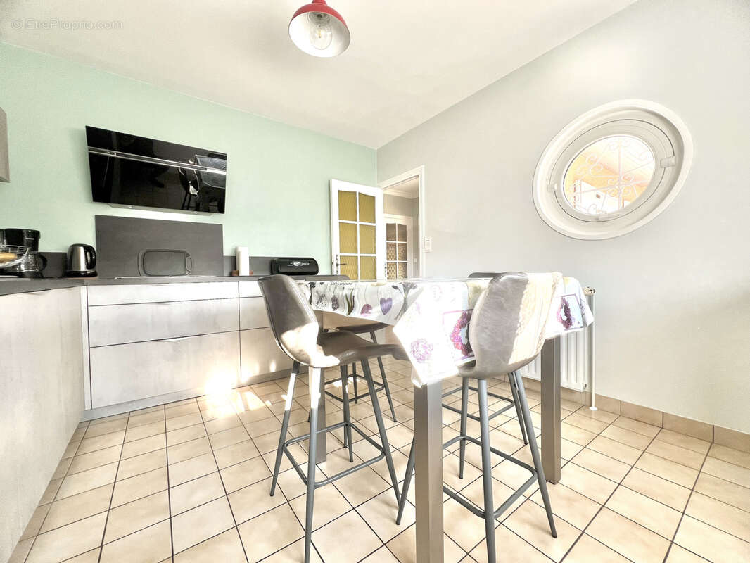 Maison à SAINT-MARCELLIN-EN-FOREZ