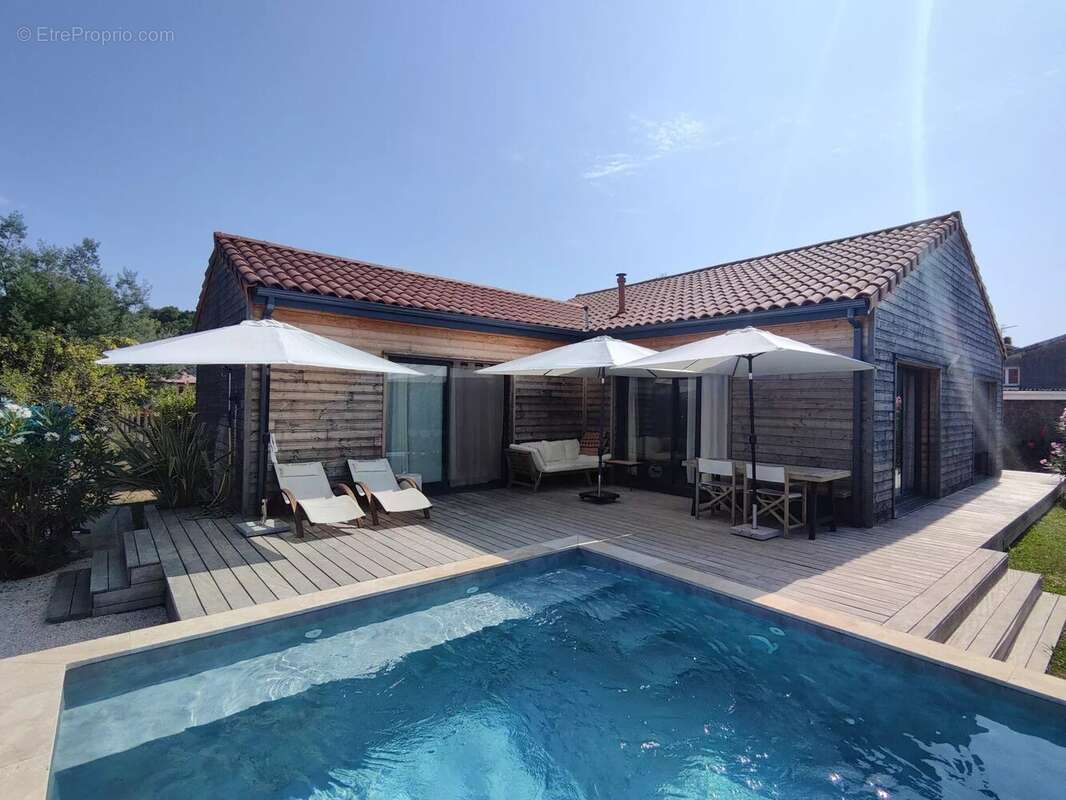 Maison à PUYOO