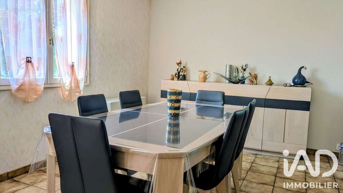 Maison 122 m² à Peillac  - photo 5