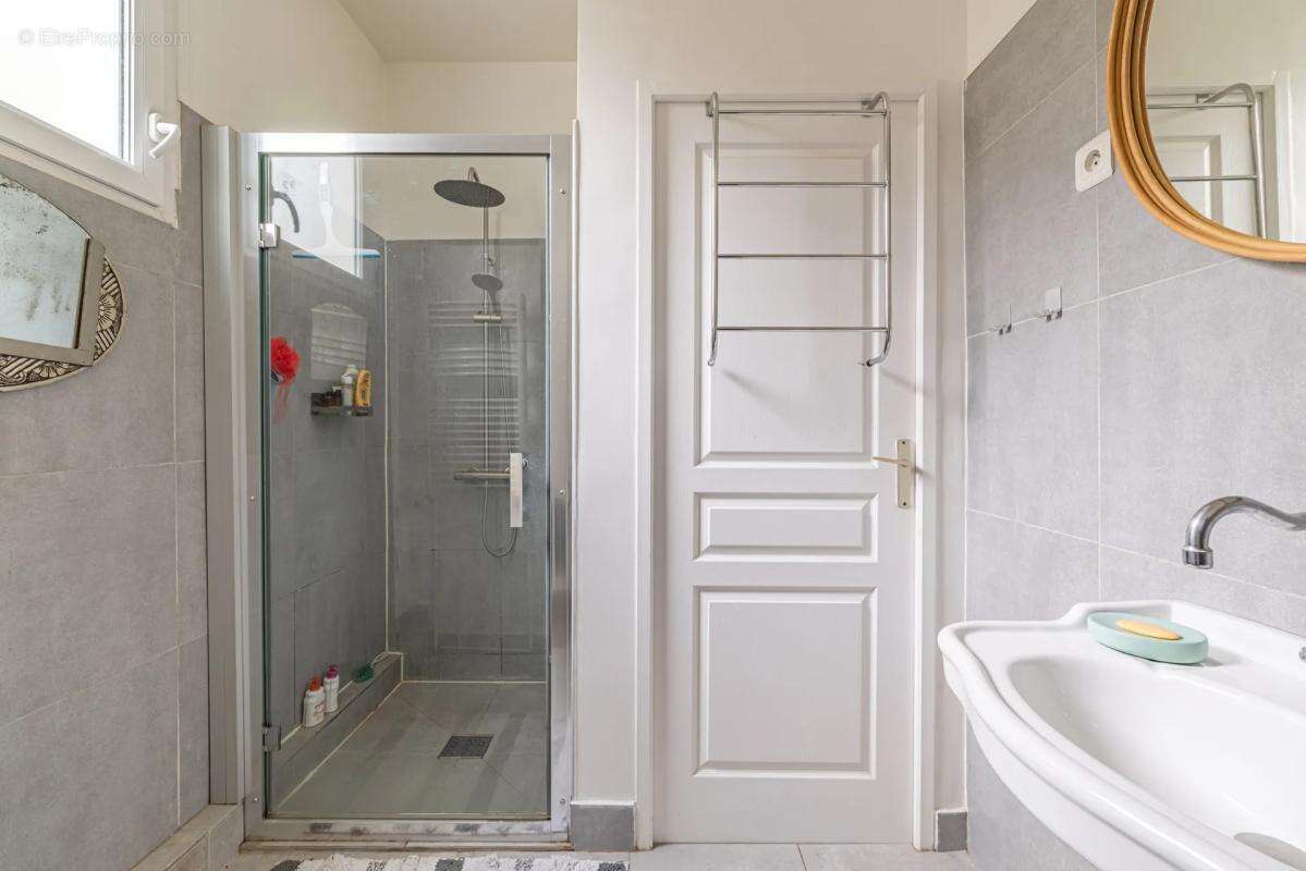 Appartement à BOIS-COLOMBES