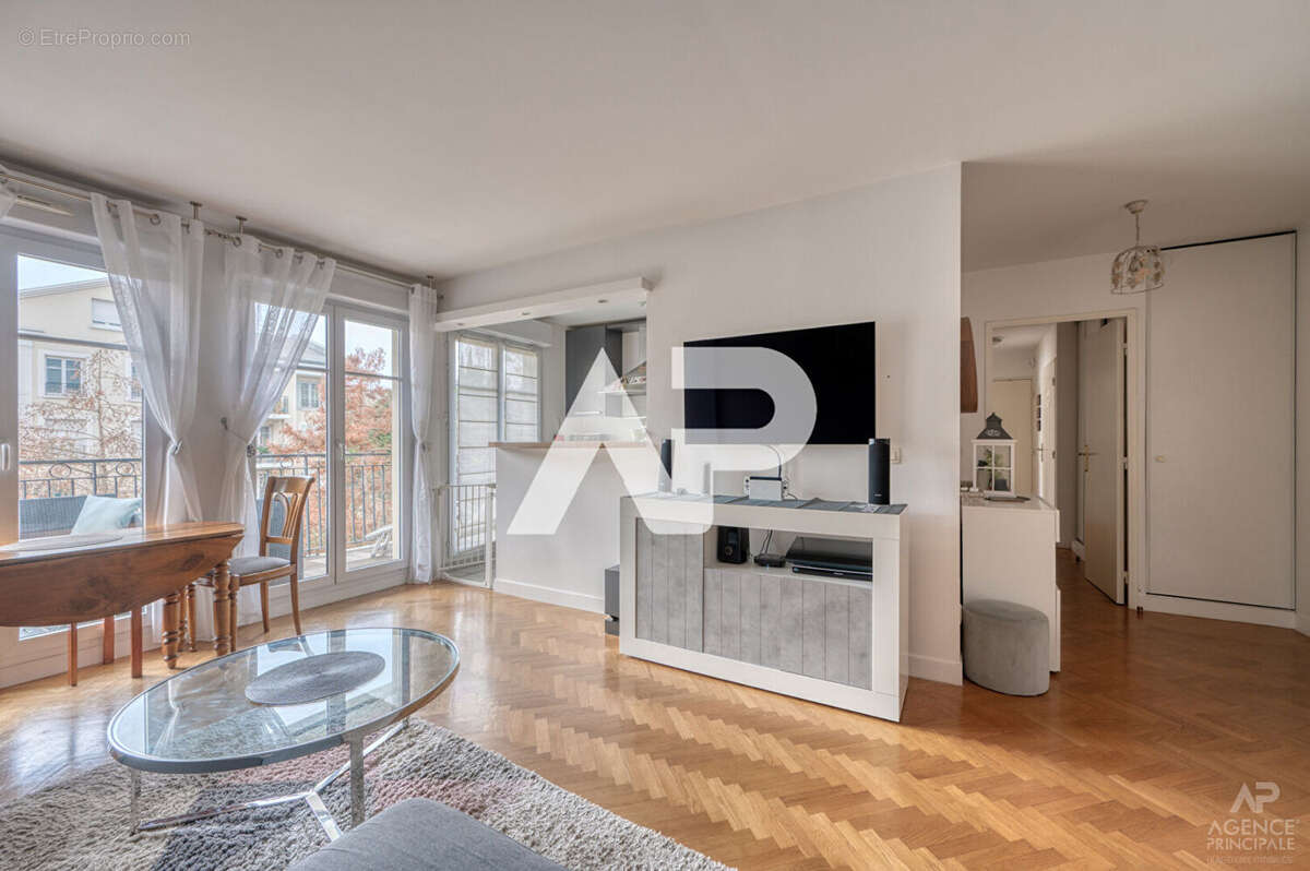 Appartement à RUEIL-MALMAISON