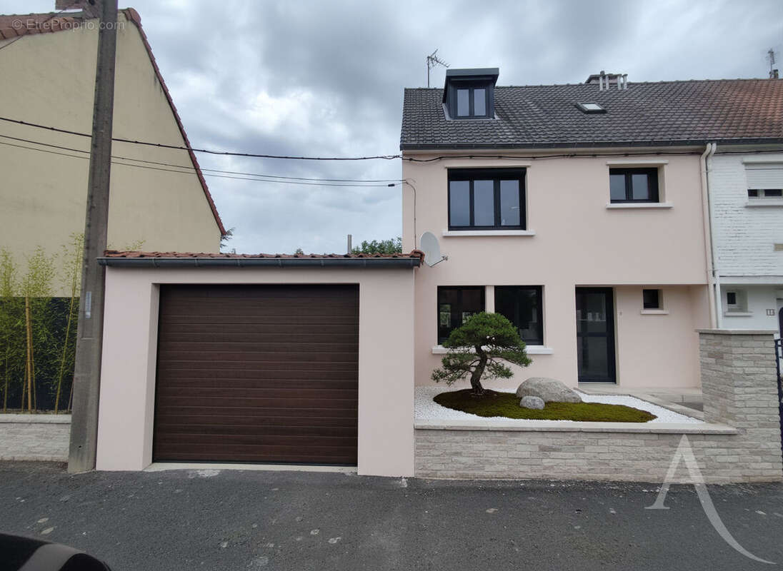 Maison - 6 pièce(s) - 116m² - LONGUENESSE - photo 2